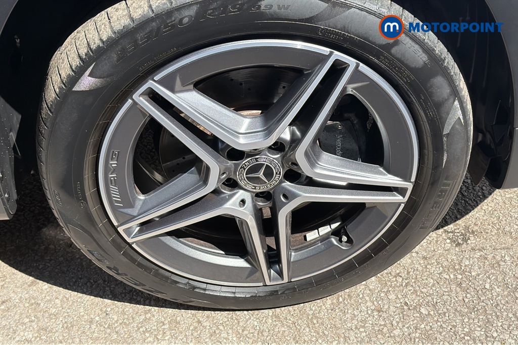 Mercedes-Benz GLB Amg Line Automatic Petrol SUV - Stock Number (1652772) - 47th supplementary image