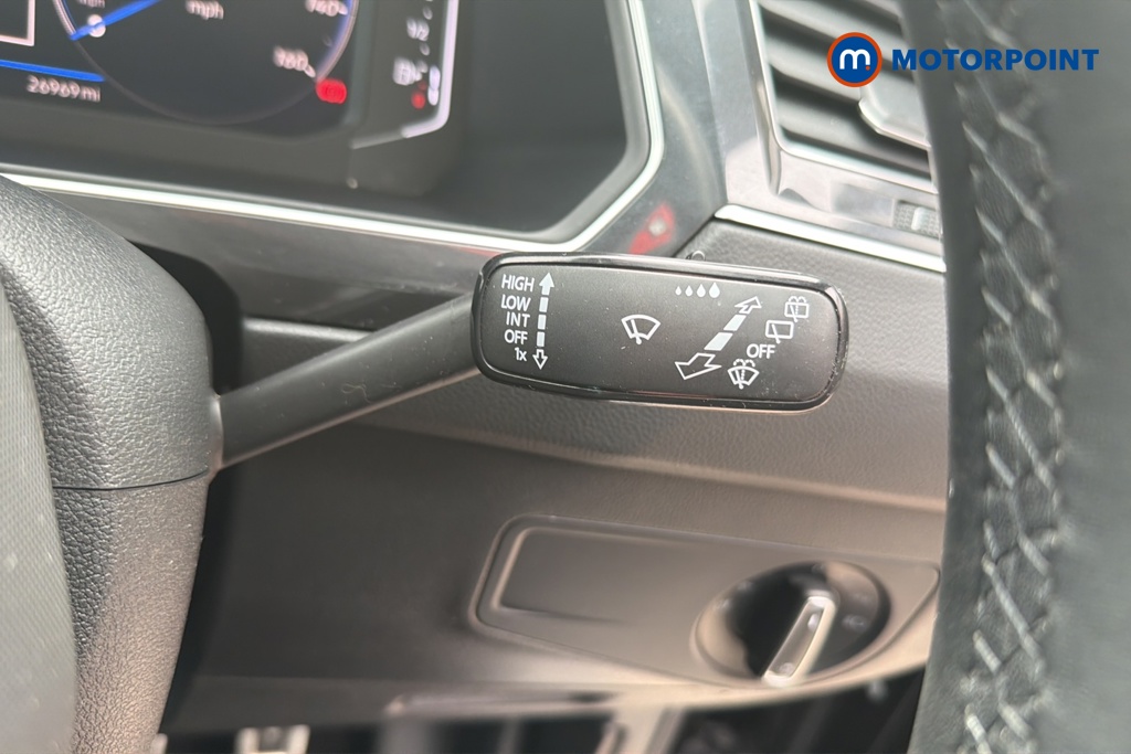 Volkswagen Tiguan R-Line Automatic Petrol SUV - Stock Number (1652799) - 6th supplementary image