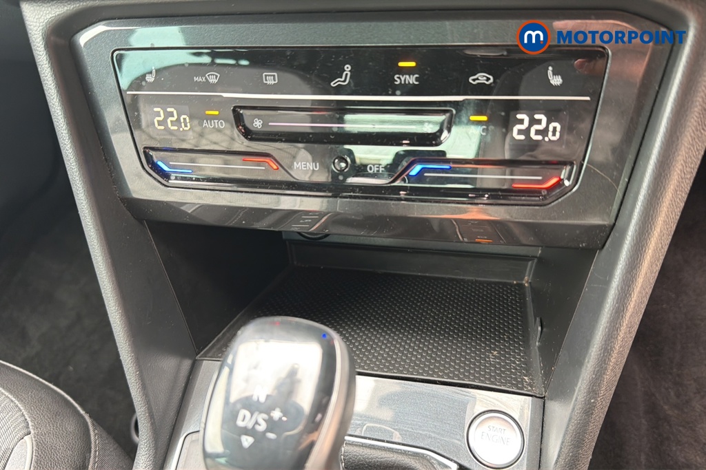 Volkswagen Tiguan R-Line Automatic Petrol SUV - Stock Number (1652799) - 12th supplementary image