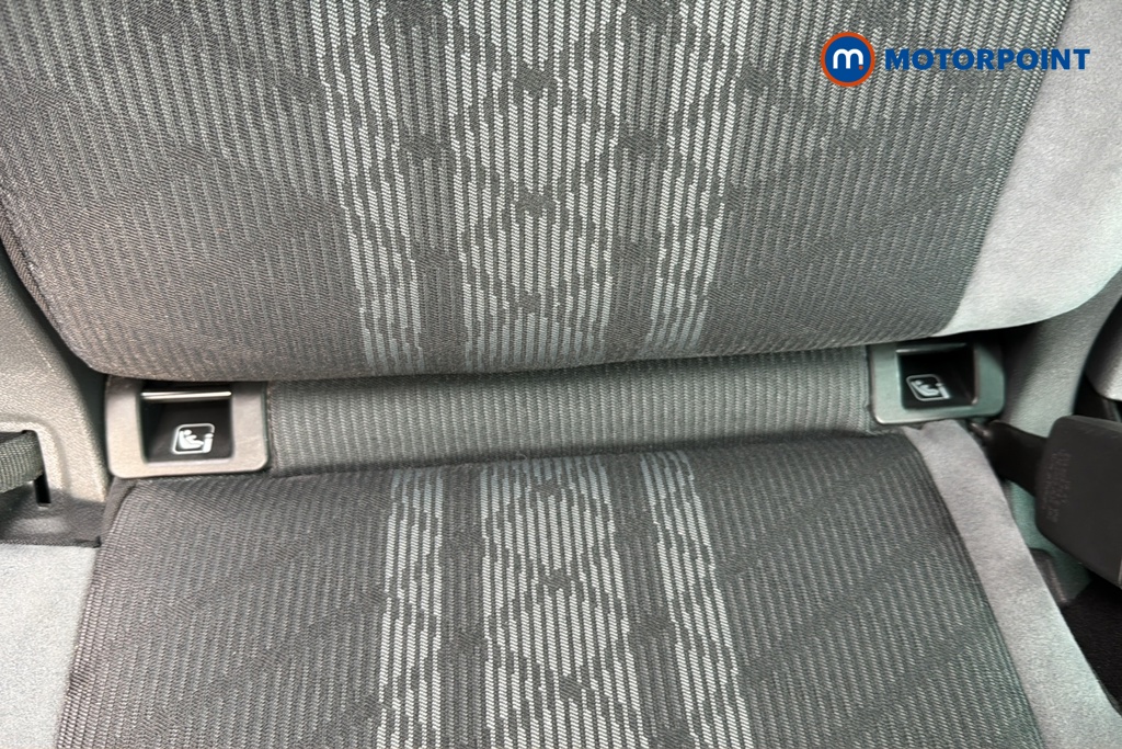 Volkswagen Tiguan R-Line Automatic Petrol SUV - Stock Number (1652799) - 27th supplementary image