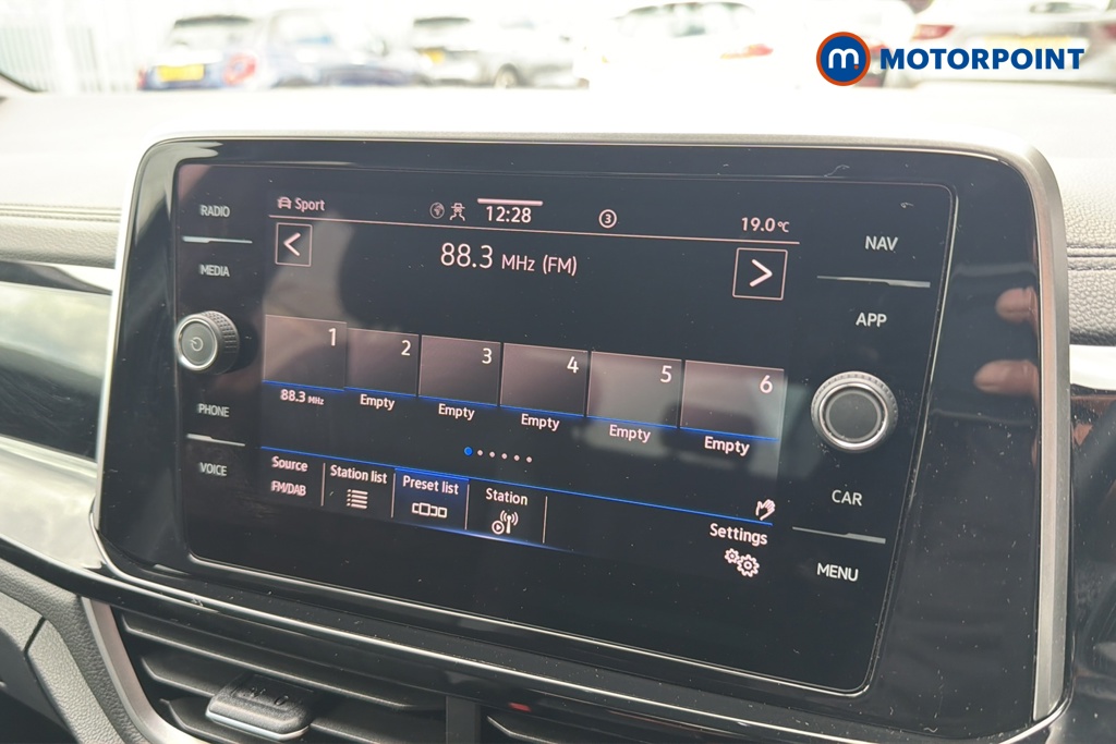 Volkswagen T-Roc R-Line Automatic Petrol SUV - Stock Number (1652811) - 8th supplementary image