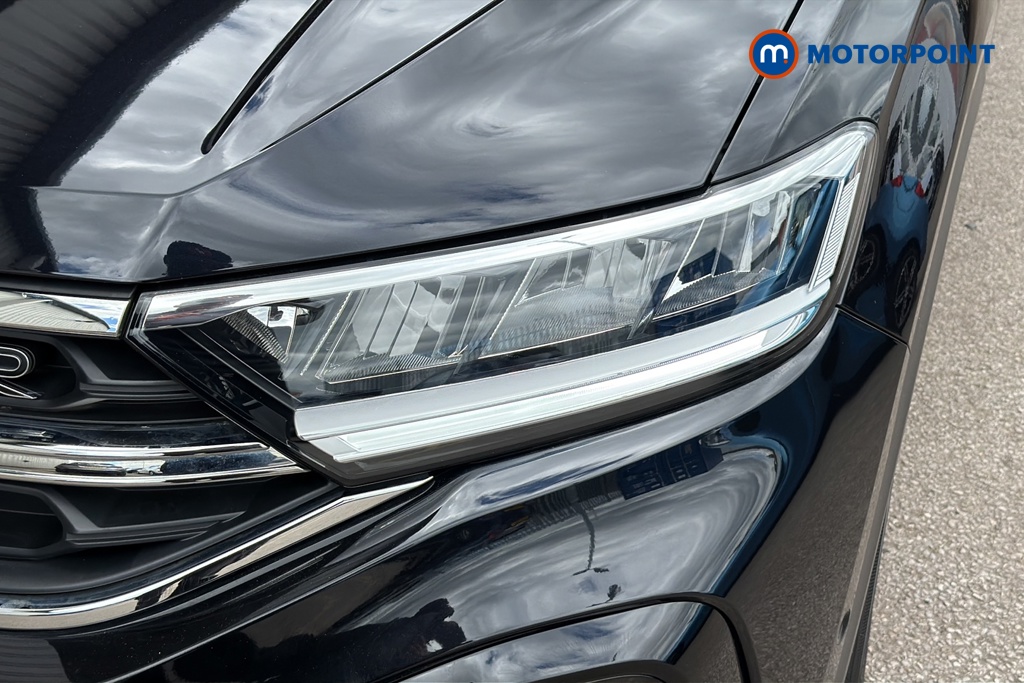 Volkswagen T-Roc R-Line Automatic Petrol SUV - Stock Number (1652811) - 42nd supplementary image