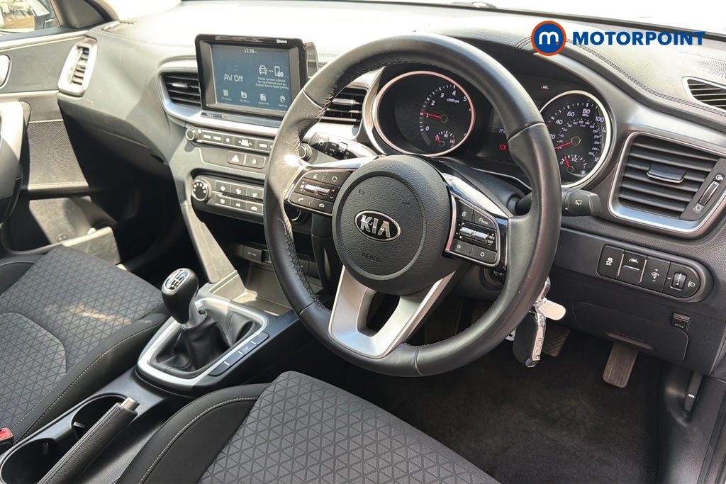 KIA Ceed 2 Manual Petrol Hatchback - Stock Number (1653122) - 1st supplementary image