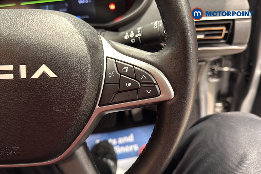Dacia Jogger Extreme Automatic Petrol-Electric Hybrid People Carrier - Stock Number (1653134) - 3rd supplementary image