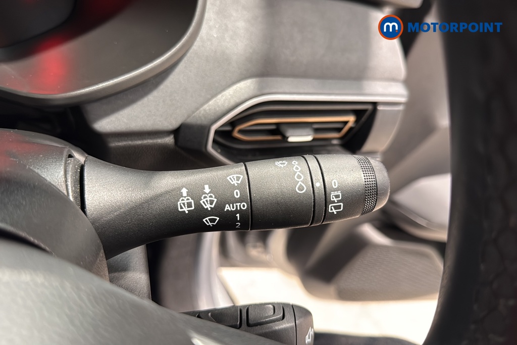 Dacia Jogger Extreme Automatic Petrol-Electric Hybrid People Carrier - Stock Number (1653134) - 6th supplementary image