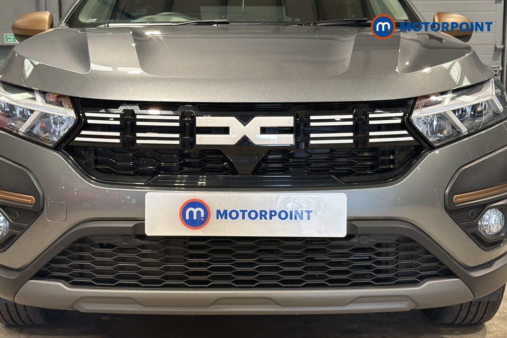 Dacia Jogger Extreme Automatic Petrol-Electric Hybrid People Carrier - Stock Number (1653134) - 43rd supplementary image