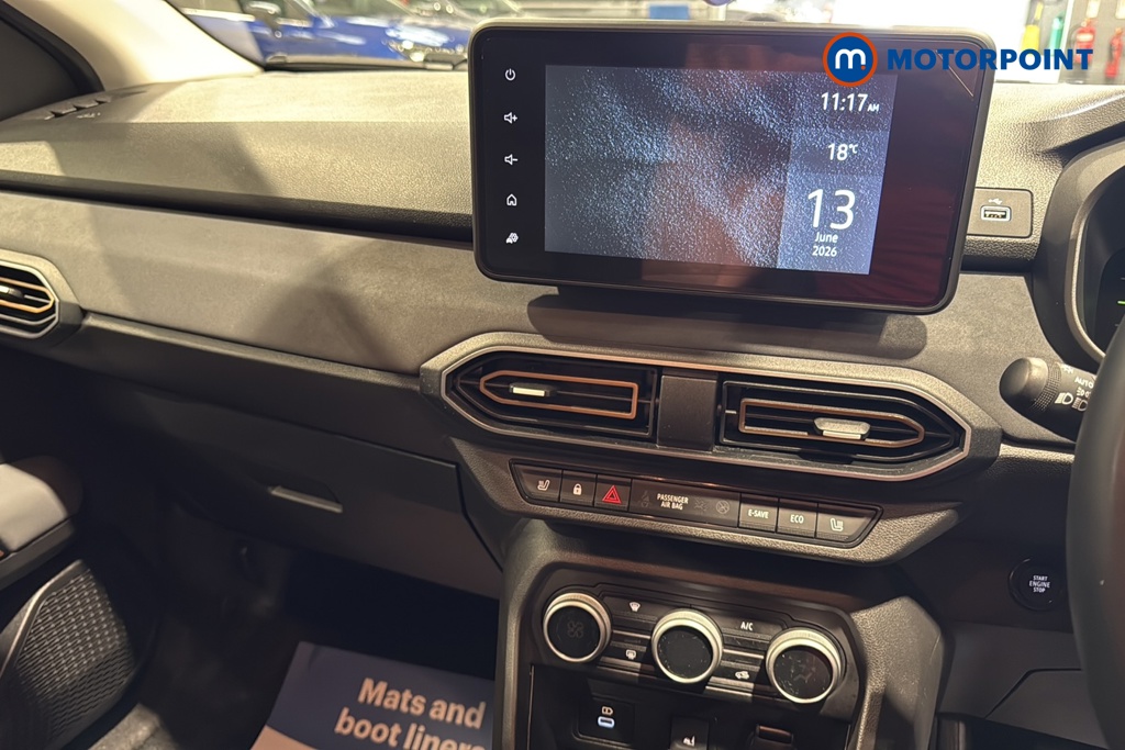 Dacia Jogger Extreme Automatic Petrol-Electric Hybrid People Carrier - Stock Number (1653134) - 1st supplementary image