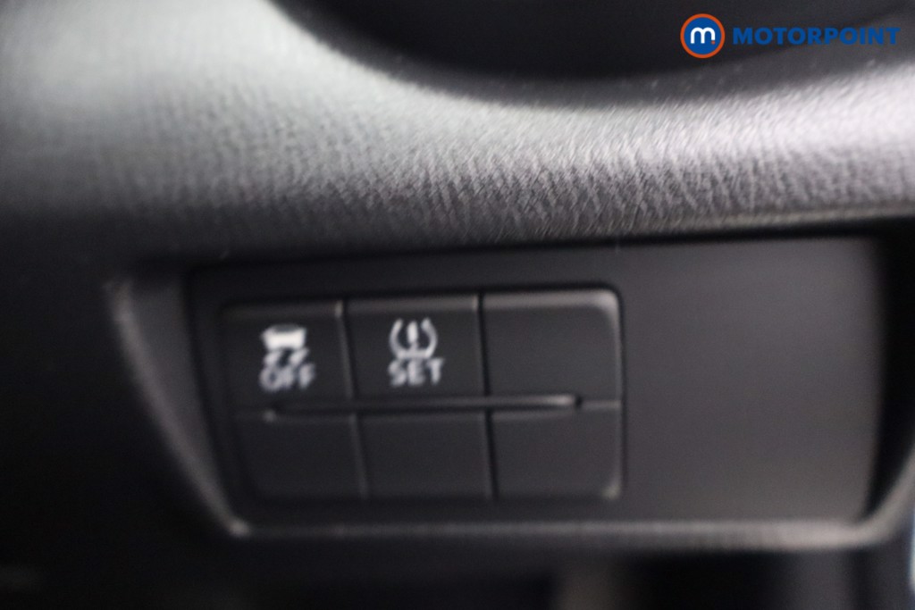 Mazda Mx-5 Arctic Manual Petrol Convertible - Stock Number (1638951) - 9th supplementary image