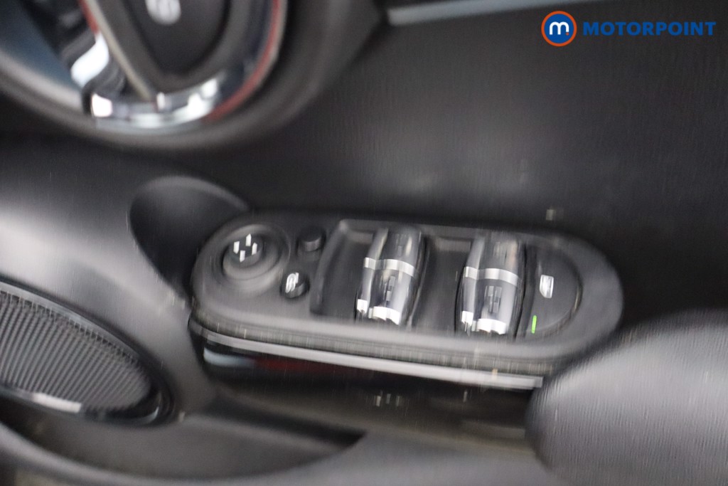 Mini Hatchback Cooper Classic Automatic Petrol Hatchback - Stock Number (1648400) - 9th supplementary image