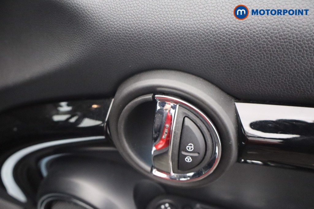 Mini Hatchback Cooper Classic Automatic Petrol Hatchback - Stock Number (1648400) - 10th supplementary image
