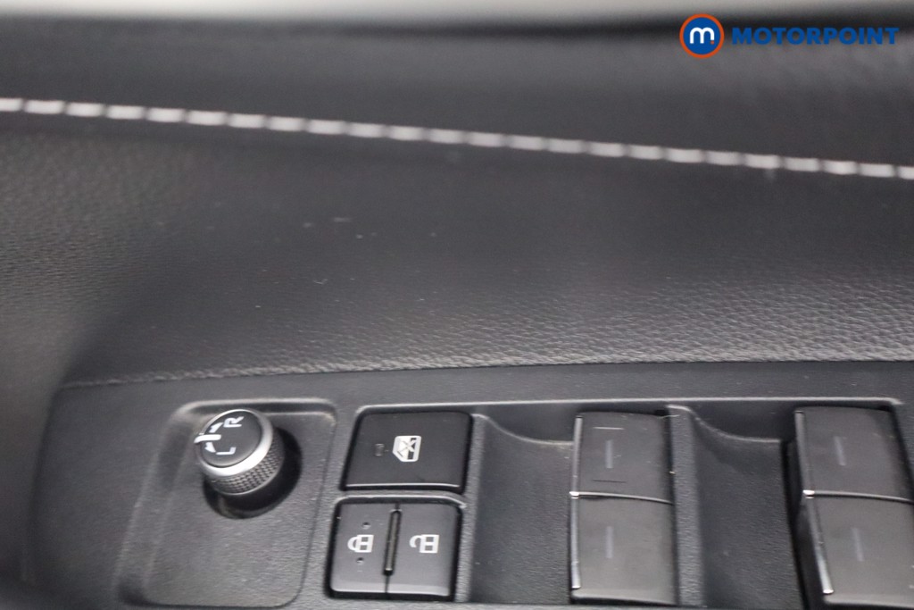 Toyota Corolla Icon Tech Automatic Petrol-Electric Hybrid Estate - Stock Number (1652207) - 11th supplementary image
