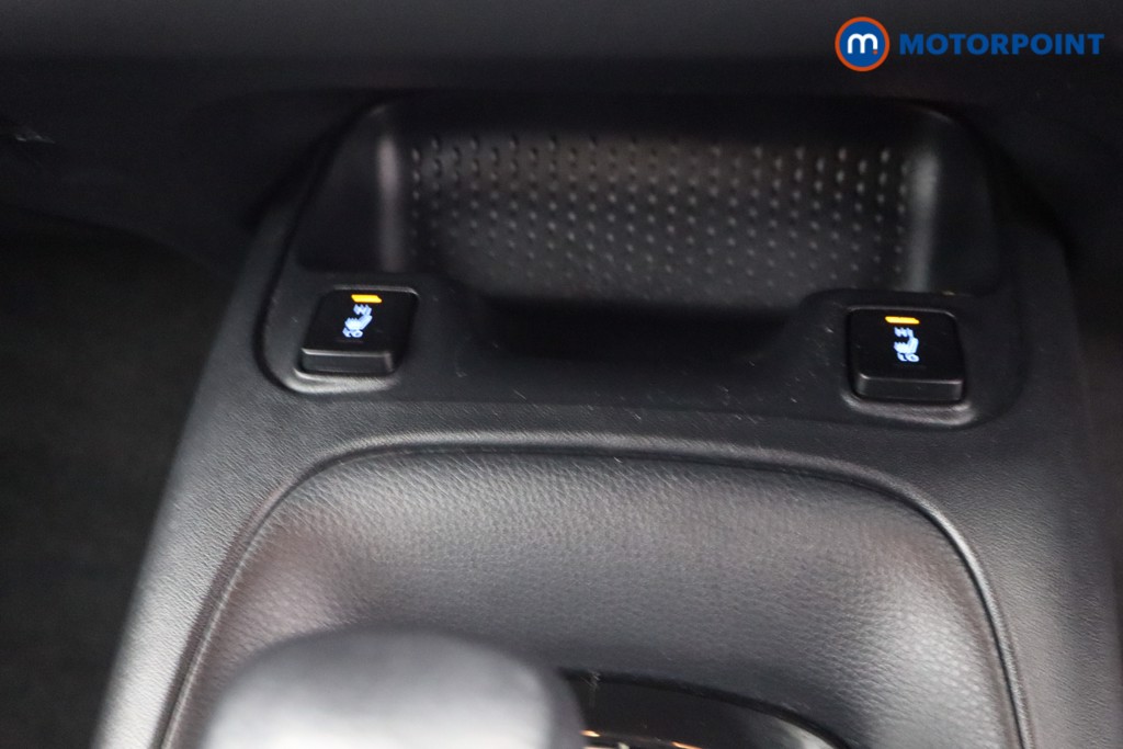 Toyota Corolla Icon Tech Automatic Petrol-Electric Hybrid Estate - Stock Number (1652207) - 17th supplementary image