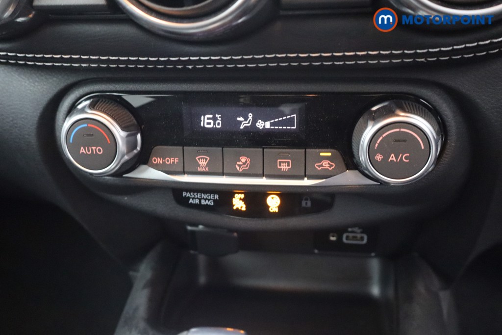 Nissan Juke N-Connecta Automatic Petrol SUV - Stock Number (1652395) - 18th supplementary image