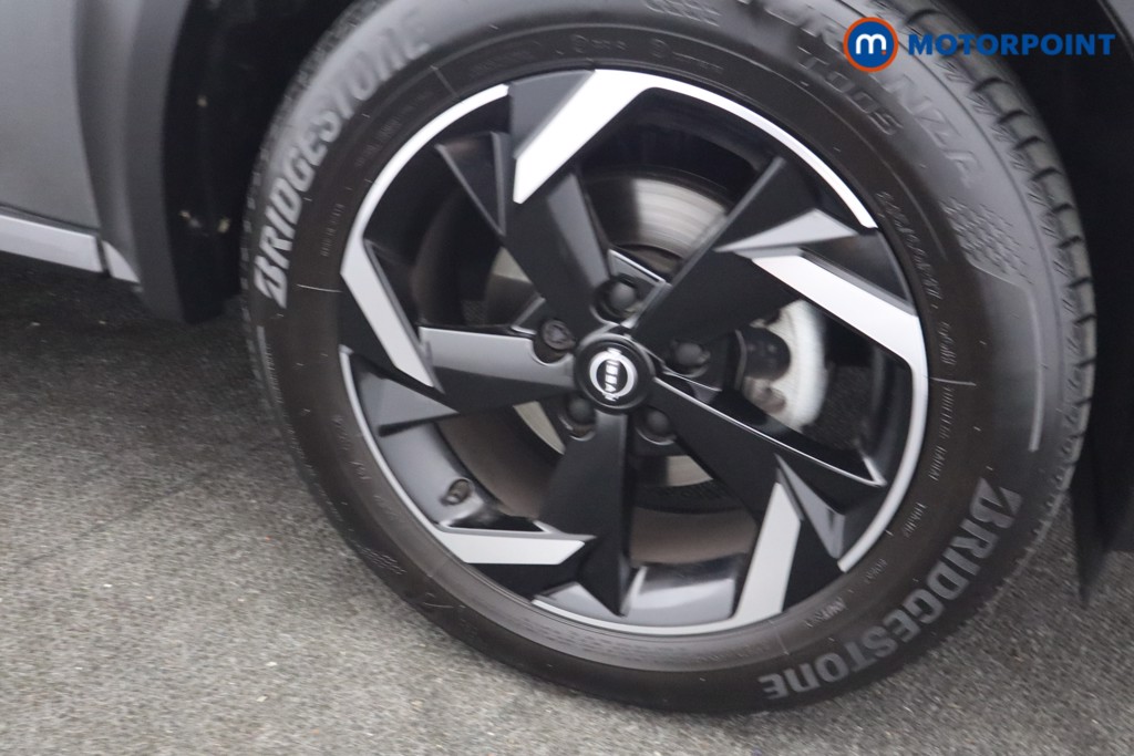 Nissan Juke N-Connecta Automatic Petrol SUV - Stock Number (1652395) - 24th supplementary image
