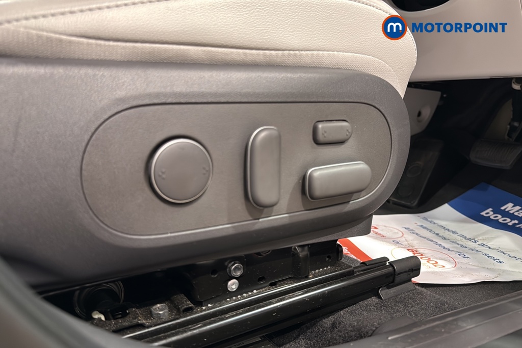 Hyundai Kona Ultimate Automatic Petrol-Electric Hybrid SUV - Stock Number (1653575) - 23rd supplementary image