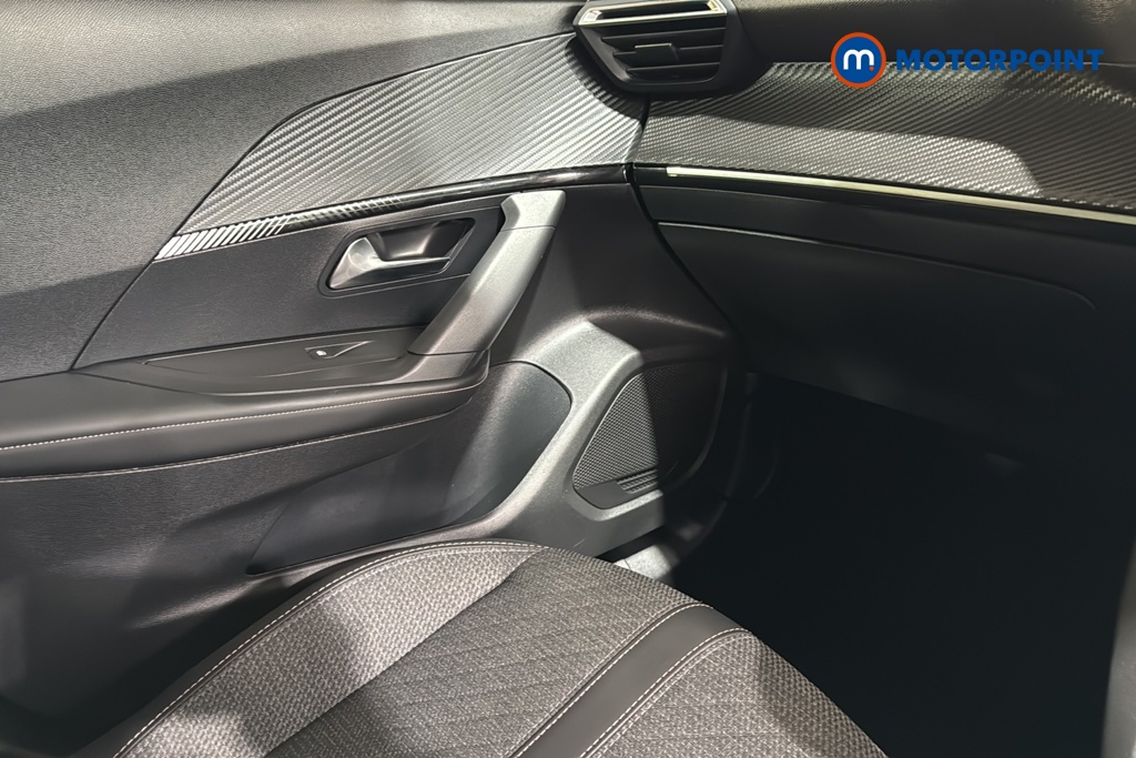 Peugeot 2008 Allure Manual Petrol SUV - Stock Number (1624948) - 994th supplementary image