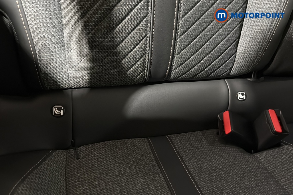 Peugeot 2008 Allure Manual Petrol SUV - Stock Number (1624948) - 27th supplementary image