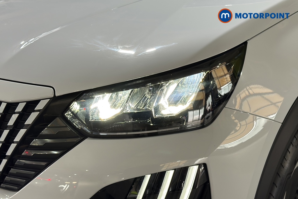 Peugeot 2008 Allure Manual Petrol SUV - Stock Number (1624948) - 42nd supplementary image