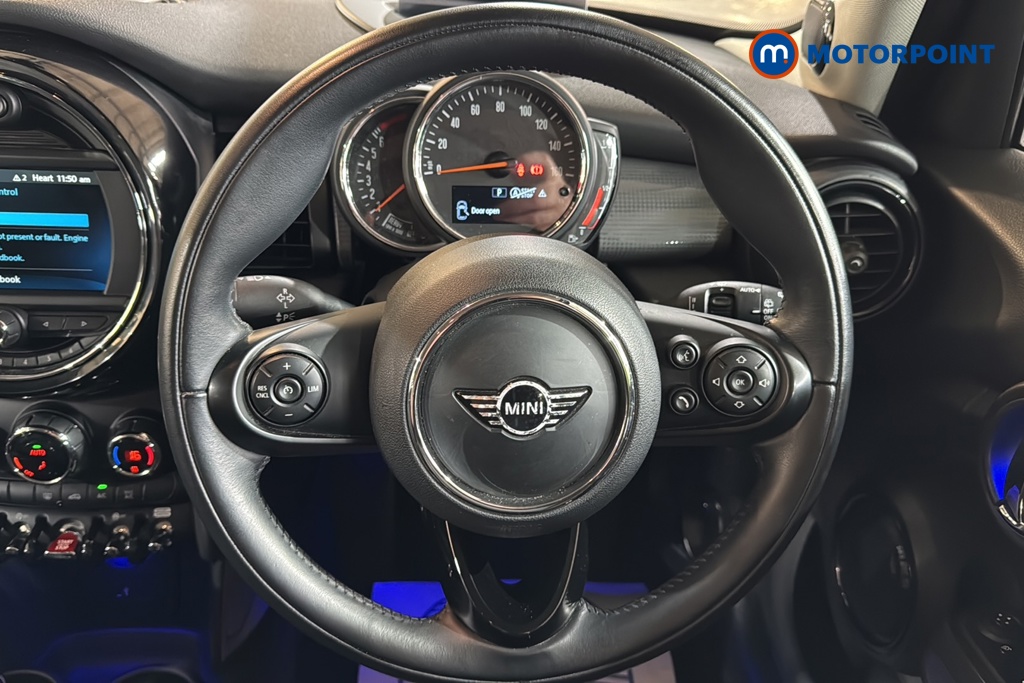 Mini Hatchback Cooper Automatic Petrol Hatchback - Stock Number (1626866) - 2nd supplementary image