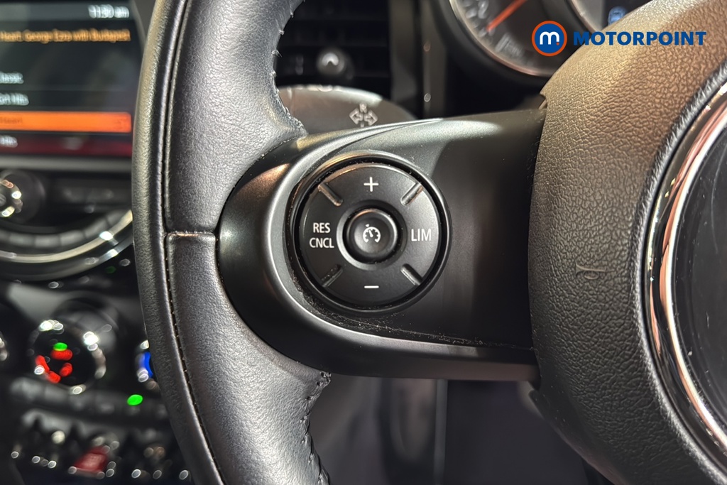 Mini Hatchback Cooper Automatic Petrol Hatchback - Stock Number (1626866) - 4th supplementary image