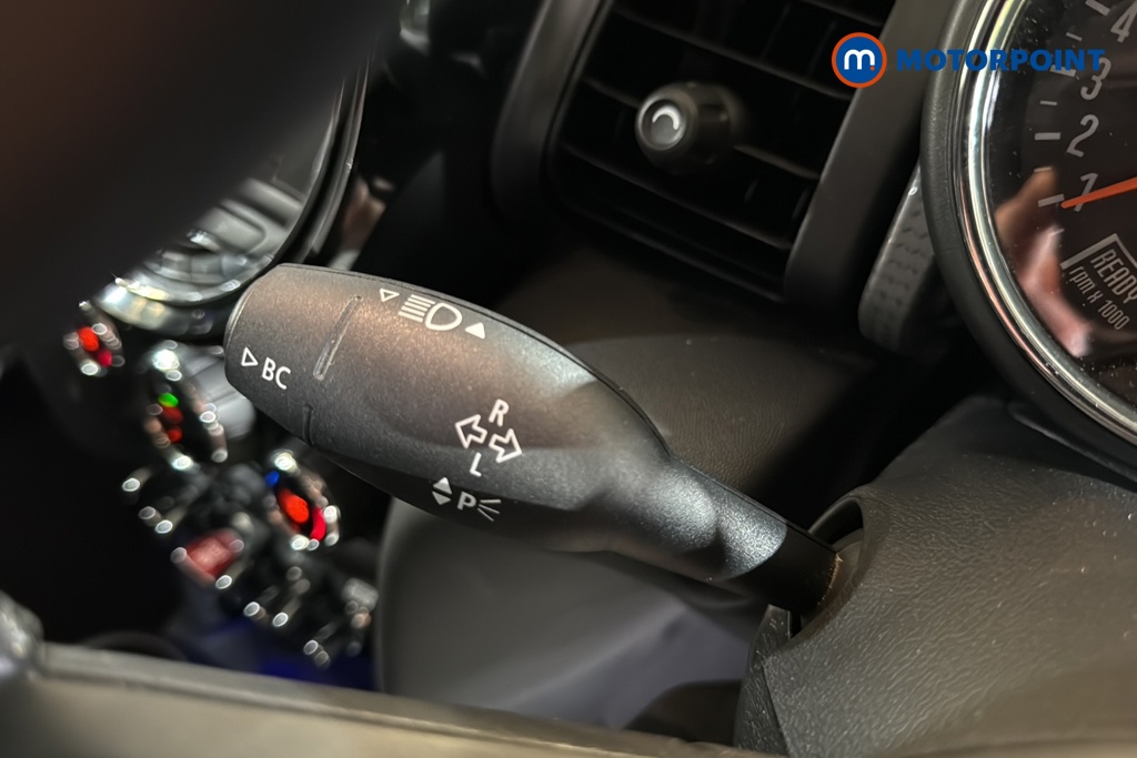 Mini Hatchback Cooper Automatic Petrol Hatchback - Stock Number (1626866) - 5th supplementary image