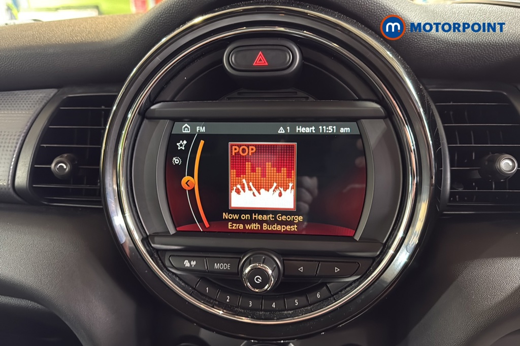 Mini Hatchback Cooper Automatic Petrol Hatchback - Stock Number (1626866) - 8th supplementary image