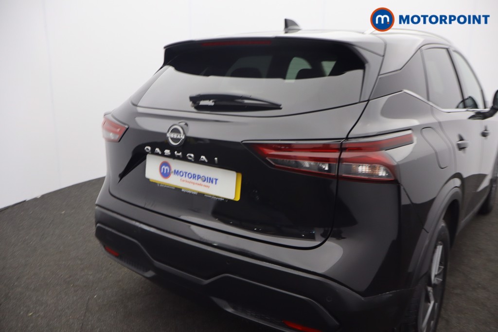 Nissan Qashqai Acenta Premium Automatic Petrol SUV - Stock Number (1635189) - 2nd supplementary image