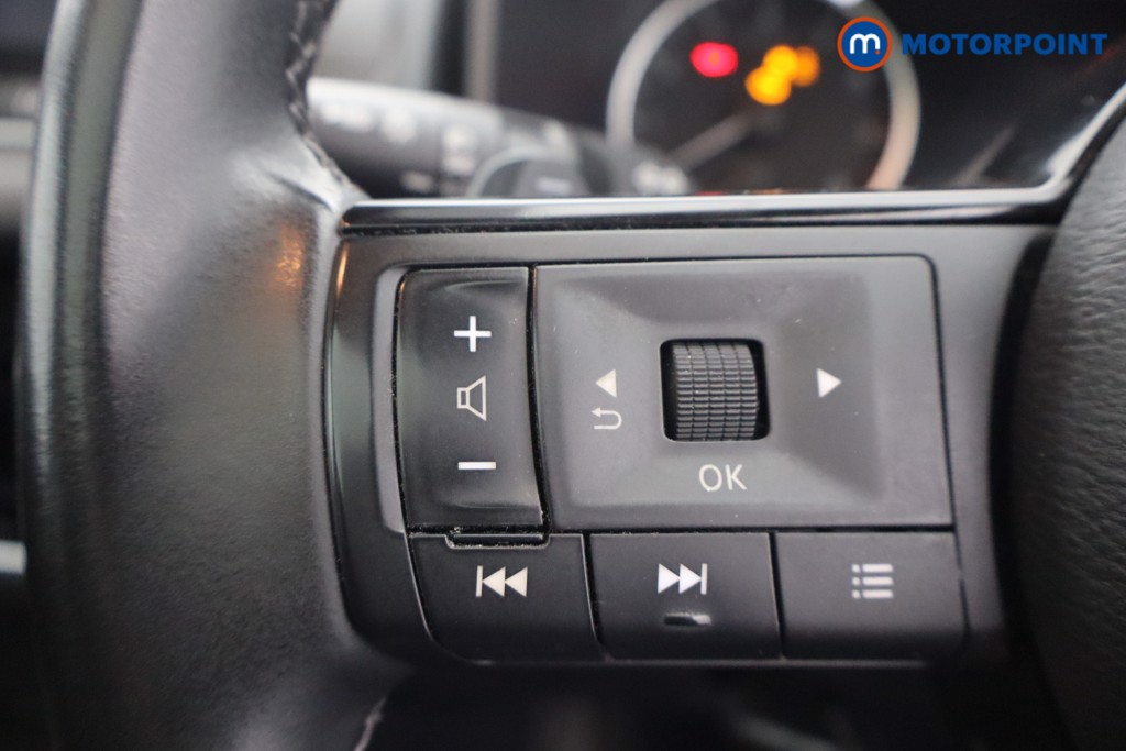 Nissan Qashqai Acenta Premium Automatic Petrol SUV - Stock Number (1635189) - 15th supplementary image