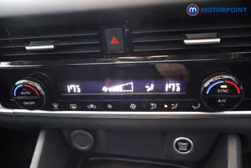 Nissan Qashqai Acenta Premium Automatic Petrol SUV - Stock Number (1635189) - 16th supplementary image