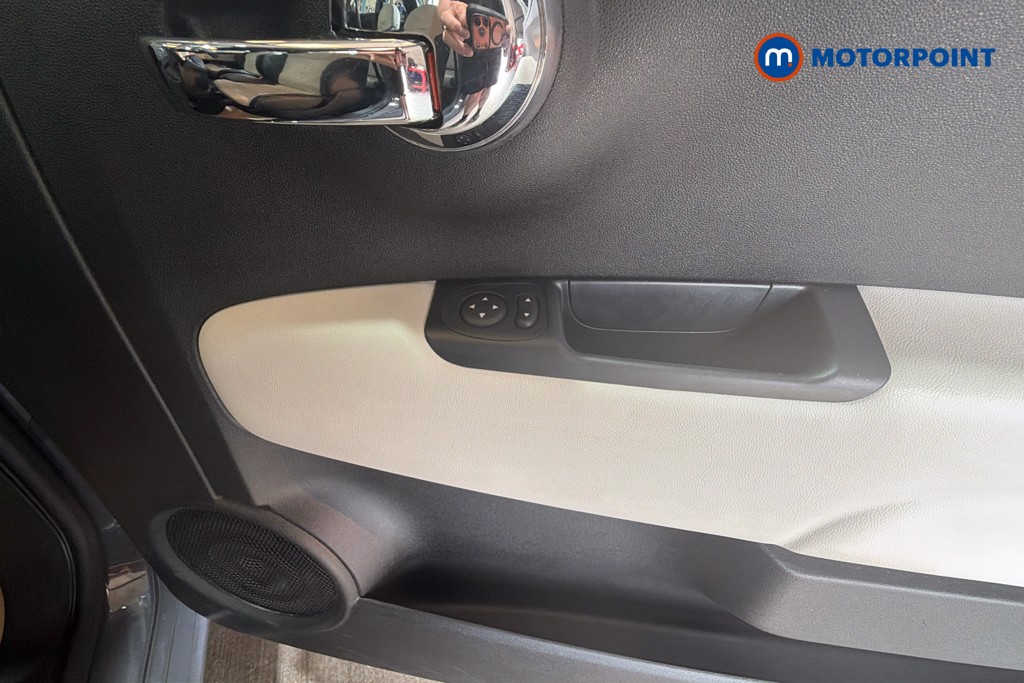 Fiat 500 Dolcevita Manual Petrol Hatchback - Stock Number (1639058) - 20th supplementary image