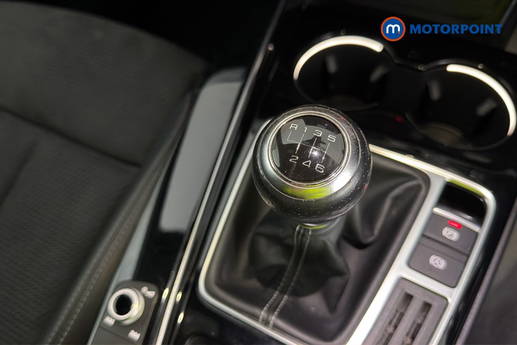 Audi A4 Black Edition Manual Petrol Estate - Stock Number (1644234) - 15th supplementary image