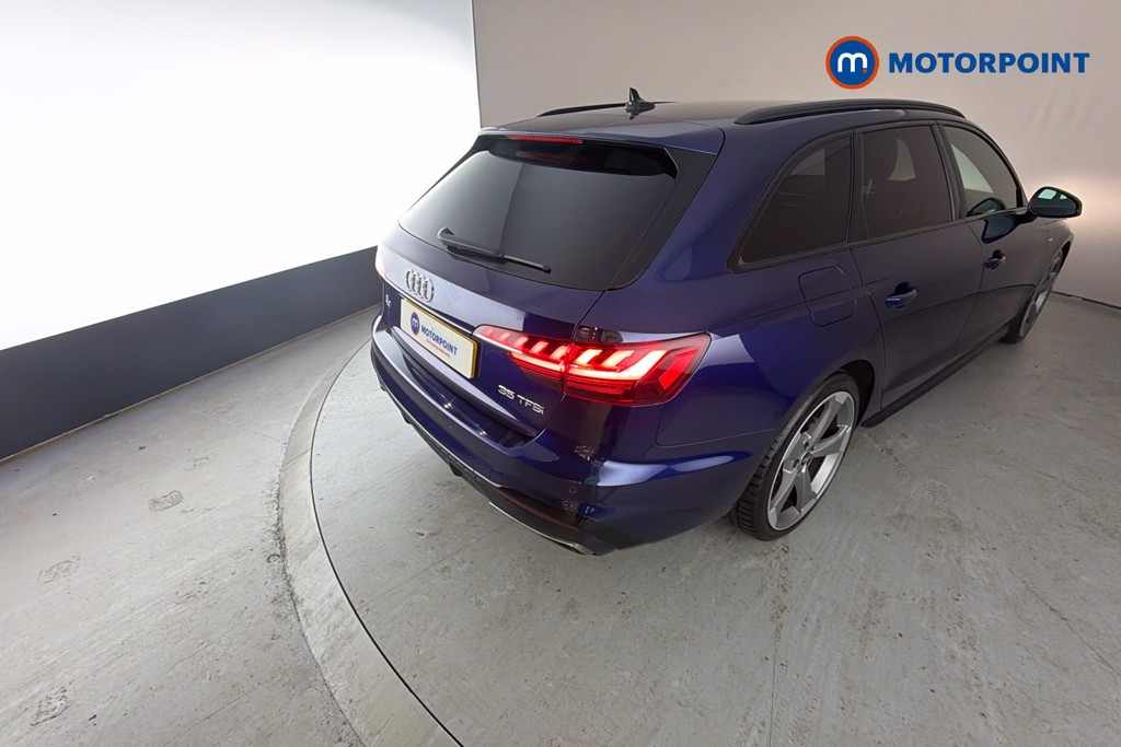 Audi A4 Black Edition Manual Petrol Estate - Stock Number (1644234) - 38th supplementary image