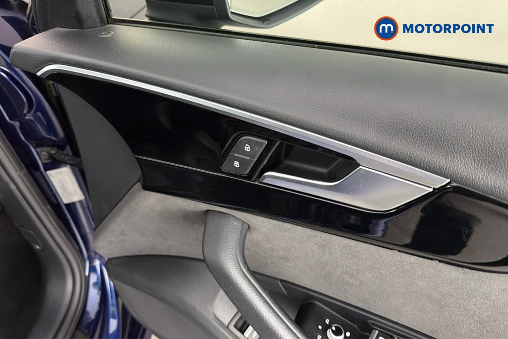 Audi A4 Black Edition Manual Petrol Estate - Stock Number (1644234) - 42nd supplementary image