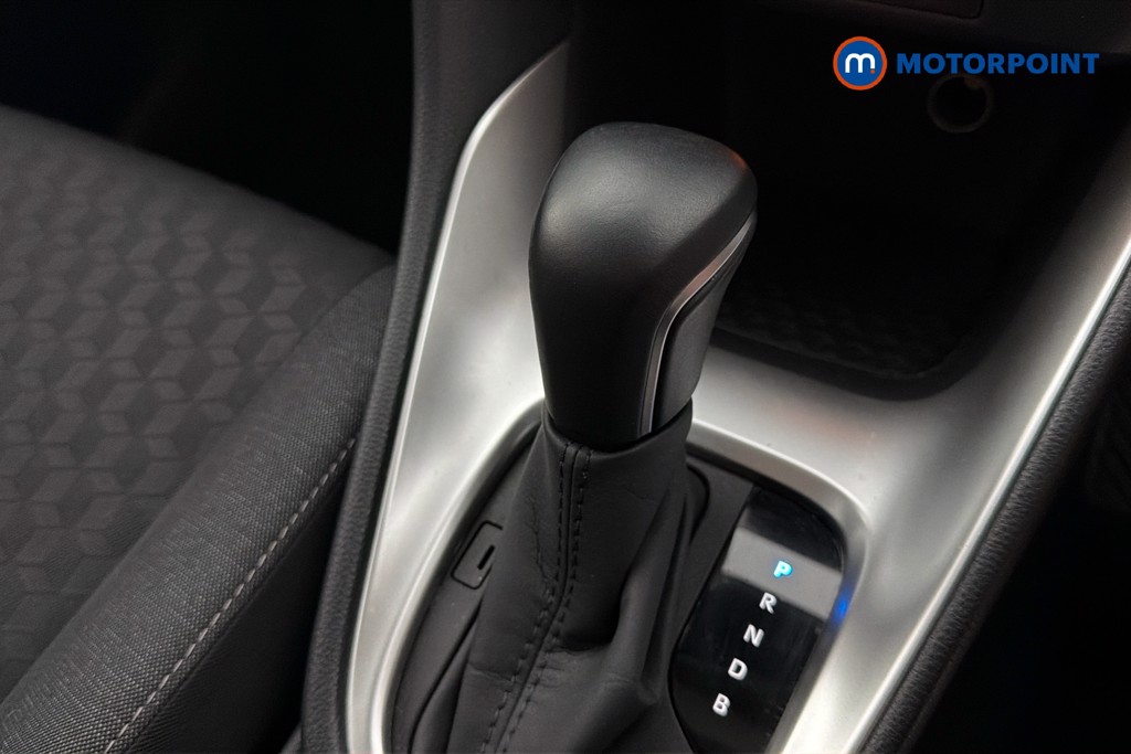 Toyota Yaris Design Automatic Petrol-Electric Hybrid Hatchback - Stock Number (1644272) - 15th supplementary image