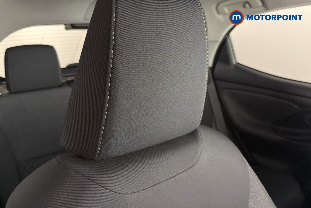 Toyota Yaris Design Automatic Petrol-Electric Hybrid Hatchback - Stock Number (1644272) - 23rd supplementary image