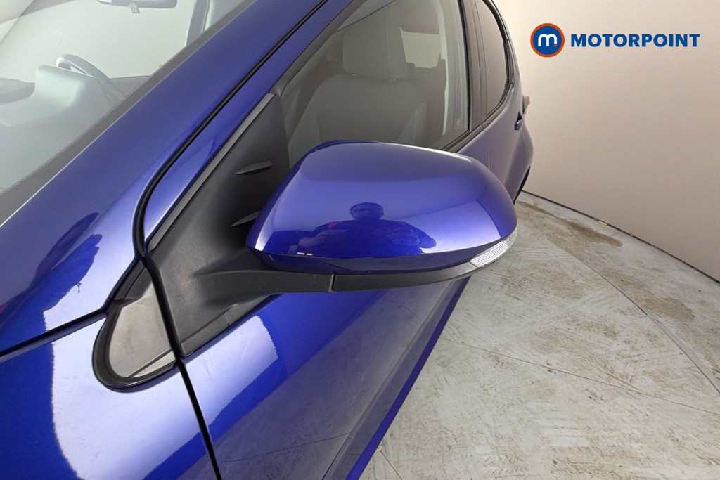 Toyota Yaris Design Automatic Petrol-Electric Hybrid Hatchback - Stock Number (1644272) - 43rd supplementary image