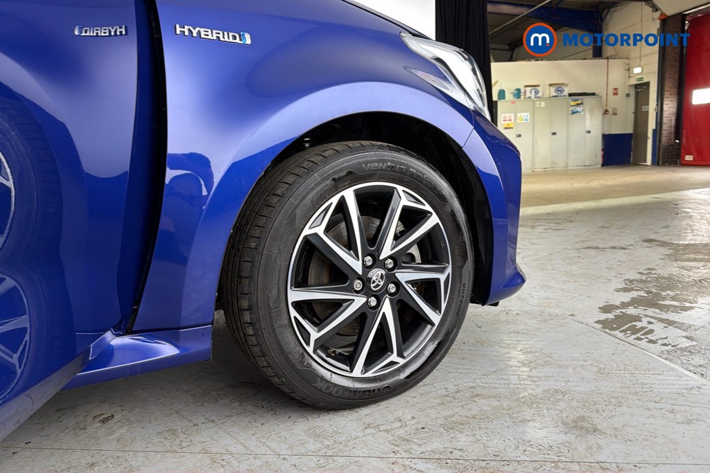 Toyota Yaris Design Automatic Petrol-Electric Hybrid Hatchback - Stock Number (1644272) - 50th supplementary image