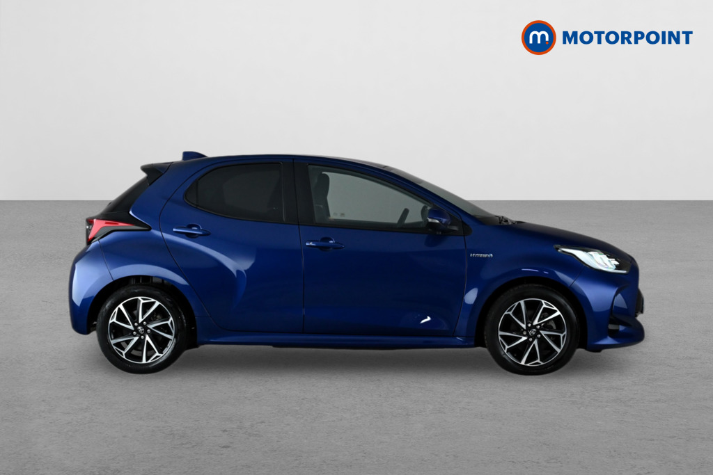Toyota Yaris Design Automatic Petrol-Electric Hybrid Hatchback - Stock Number (1644272) - Drivers side