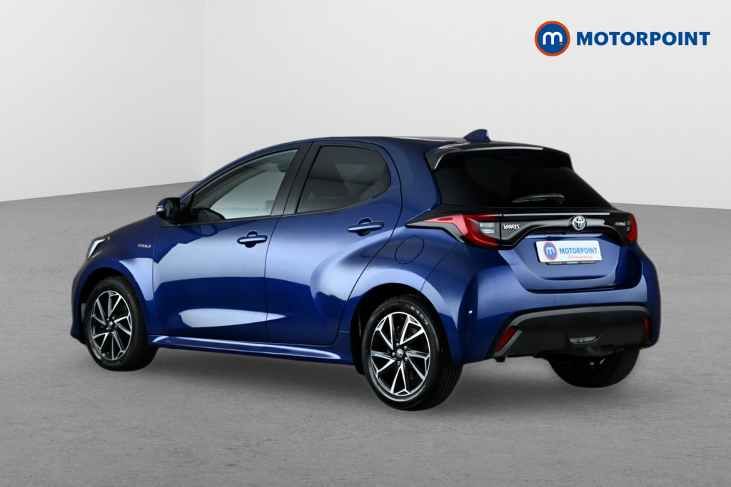 Toyota Yaris Design Automatic Petrol-Electric Hybrid Hatchback - Stock Number (1644272) - Passenger side rear corner
