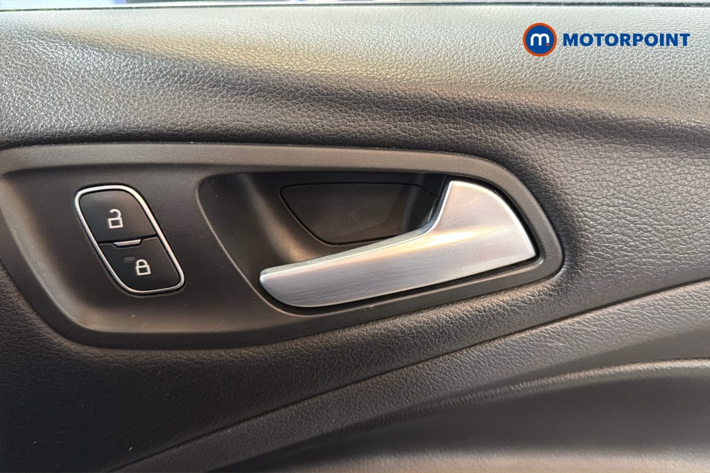 Ford Kuga St-Line Edition Automatic Diesel SUV - Stock Number (1644343) - 42nd supplementary image