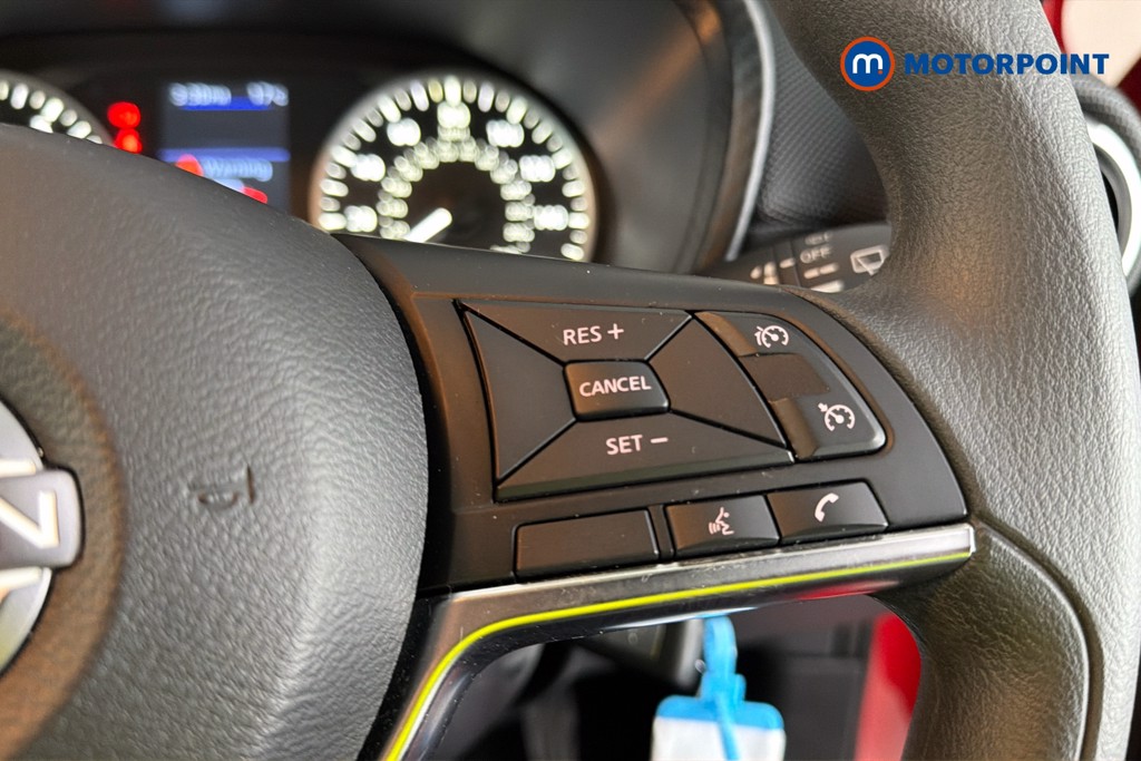 Nissan Juke Acenta Manual Petrol SUV - Stock Number (1644599) - 4th supplementary image