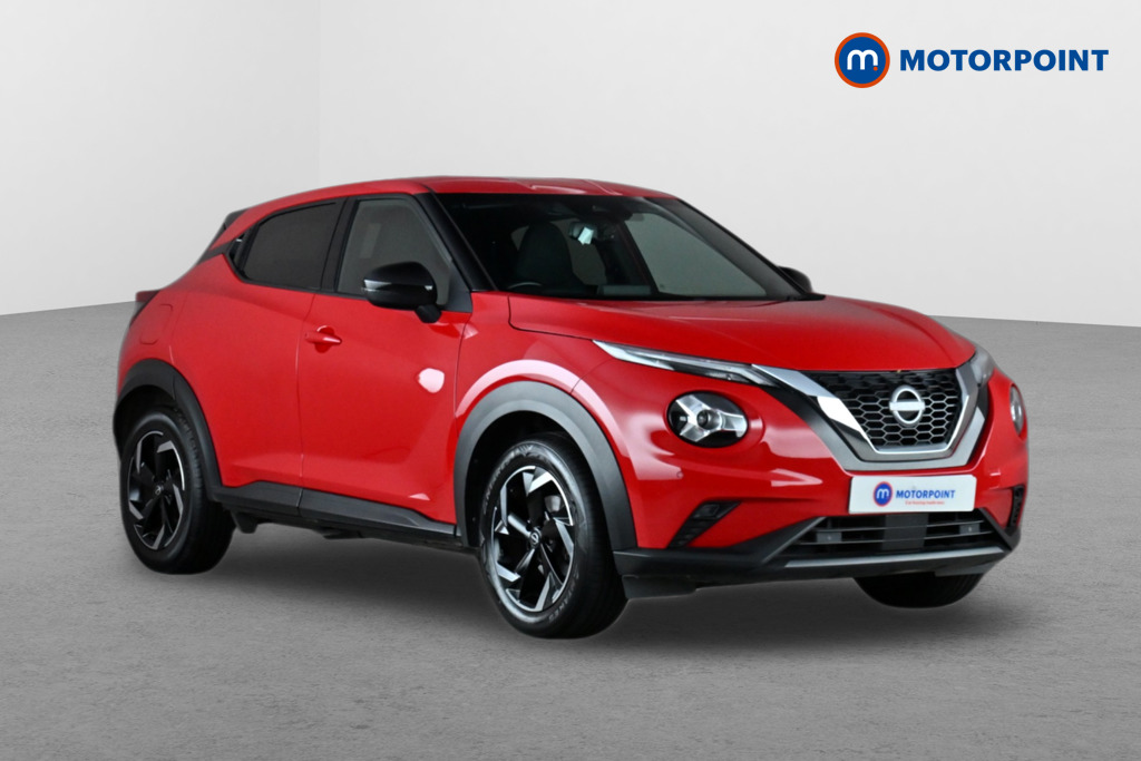 Nissan Juke N-Connecta Manual Petrol SUV - Stock Number (1644611) - Drivers side front corner