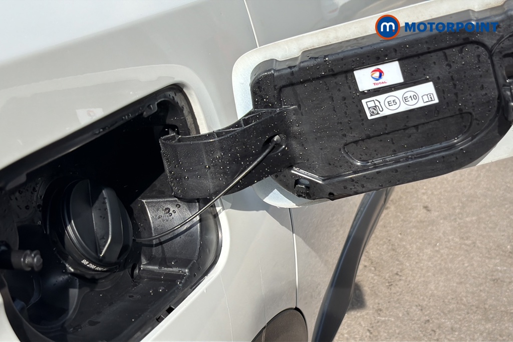 Peugeot 5008 GT Automatic Petrol SUV - Stock Number (1646172) - 41st supplementary image