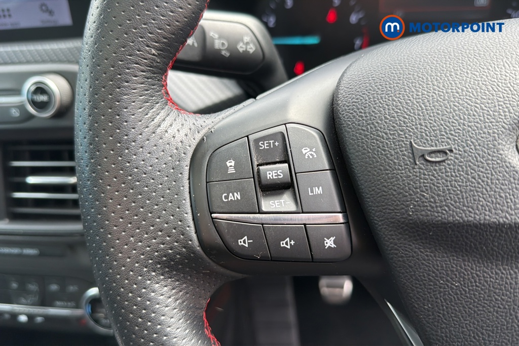 Ford Focus St-Line X Manual Petrol Hatchback - Stock Number (1646516) - 4th supplementary image