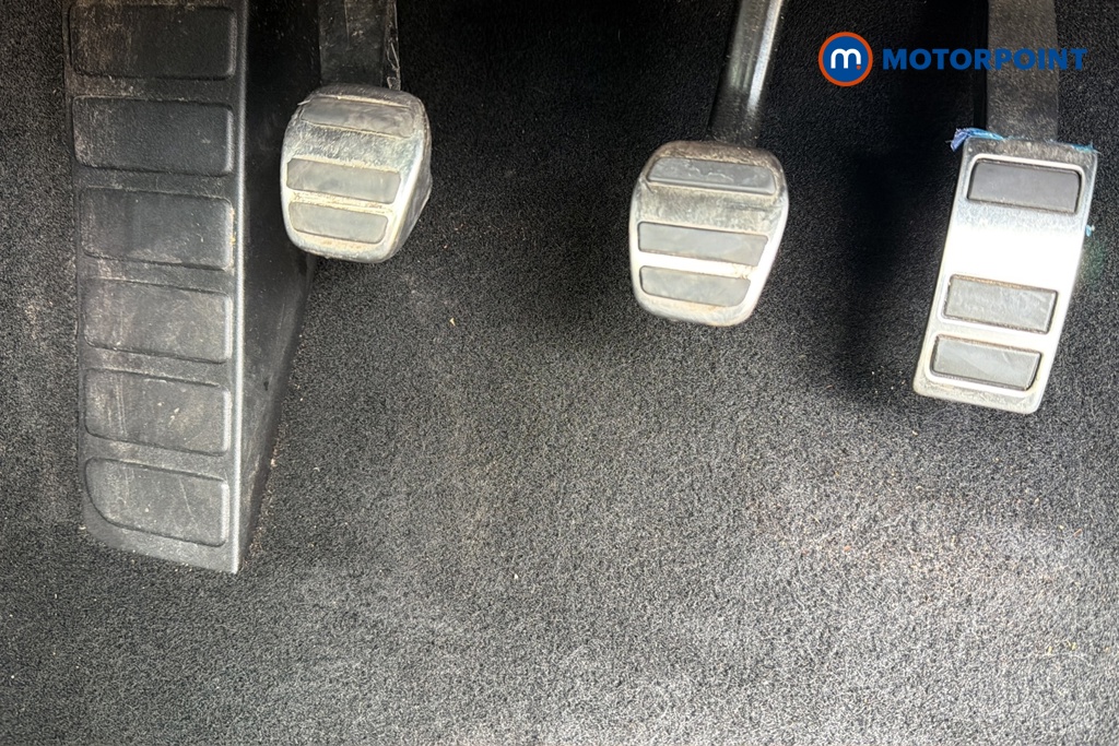 Ford Focus St-Line X Manual Petrol Hatchback - Stock Number (1646516) - 24th supplementary image