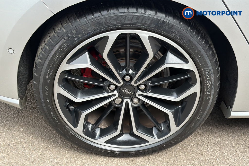 Ford Focus St-Line X Manual Petrol Hatchback - Stock Number (1646516) - 46th supplementary image