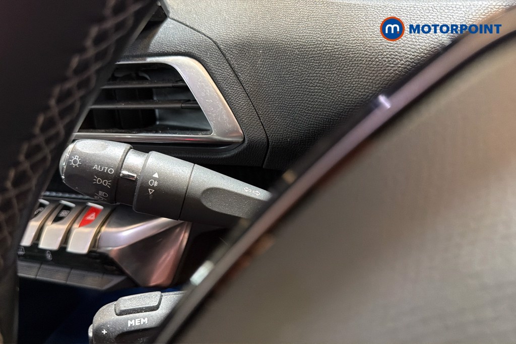 Peugeot 5008 Allure Manual Petrol SUV - Stock Number (1646545) - 18th supplementary image