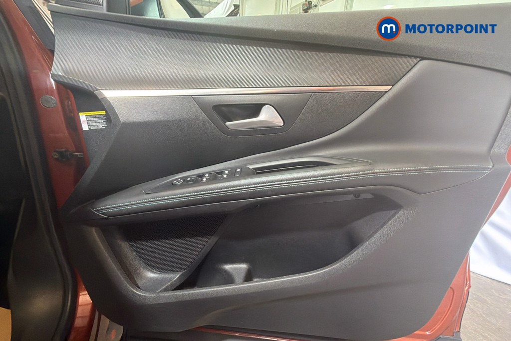 Peugeot 5008 Allure Manual Petrol SUV - Stock Number (1646545) - 19th supplementary image