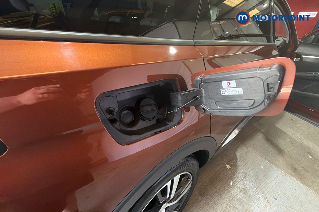 Peugeot 5008 Allure Manual Petrol SUV - Stock Number (1646545) - 41st supplementary image