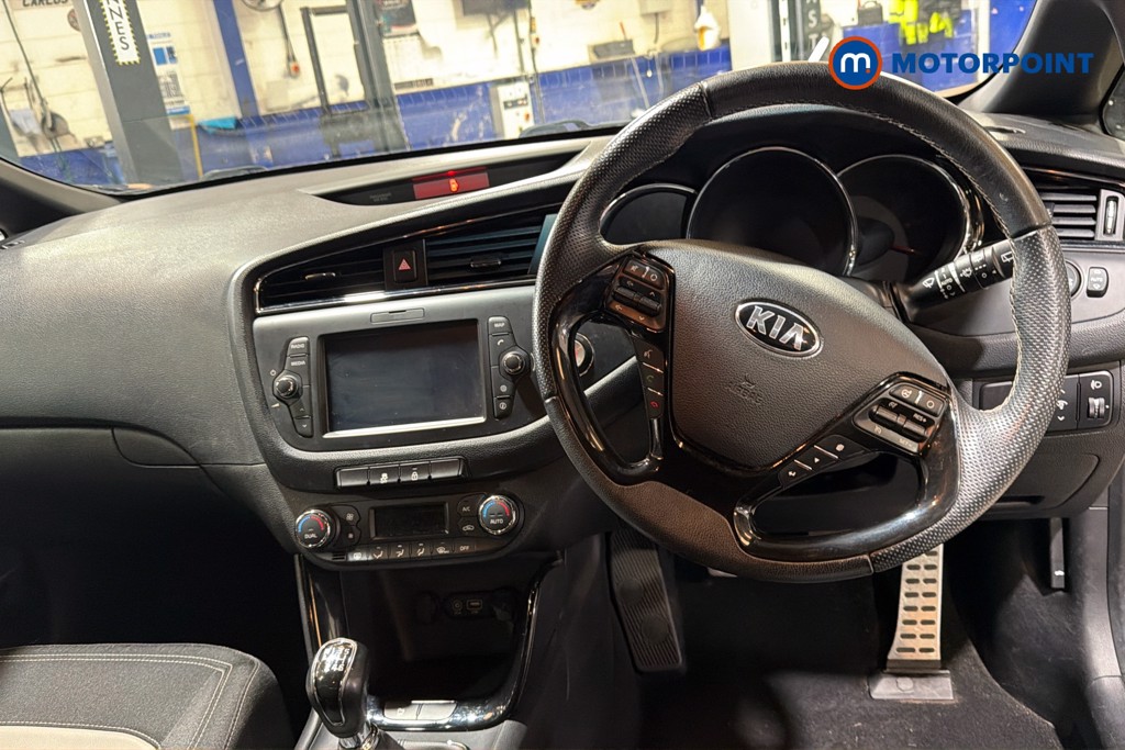 KIA Ceed Gt-Line Manual Diesel Hatchback - Stock Number (1646590) - 2nd supplementary image